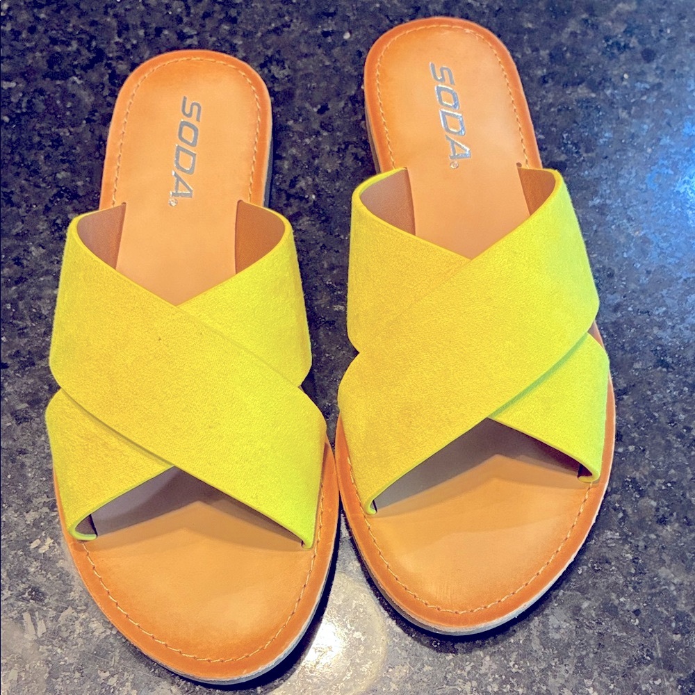 Soda Women's Bright Yellow Cross Strap Sandal
Size 6.5